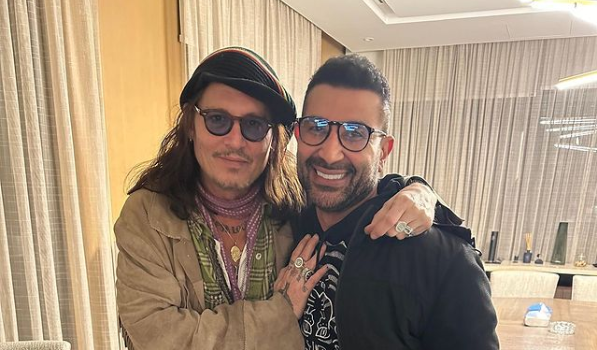 صور جوني ديب وأحمد سعد
