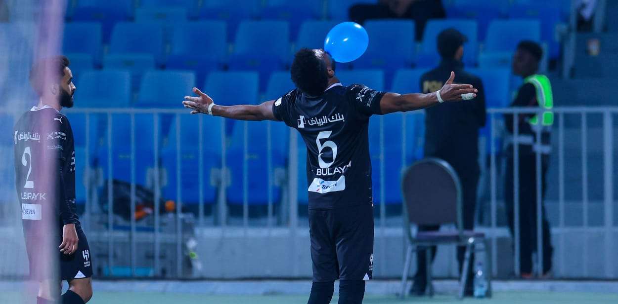 علي البليهي لاعب الهلال السعودي