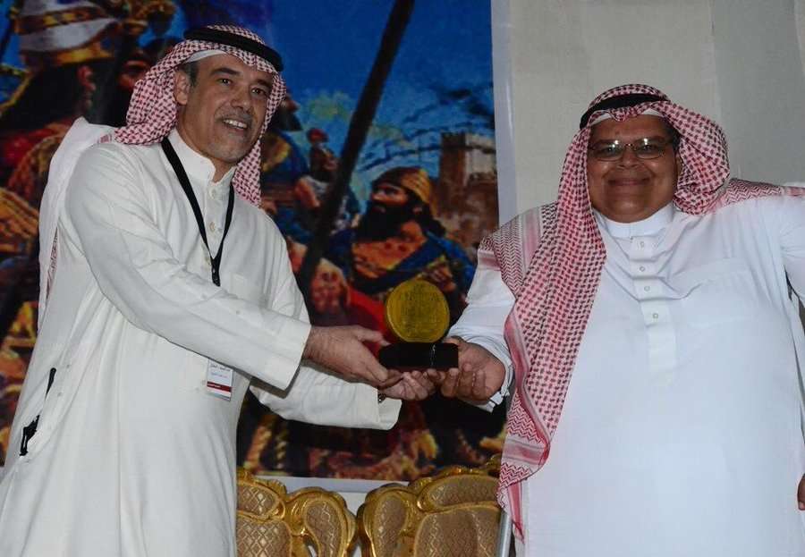 برحيل هادئ.. من هو المؤرخ عبدالخالق الجنبي؟