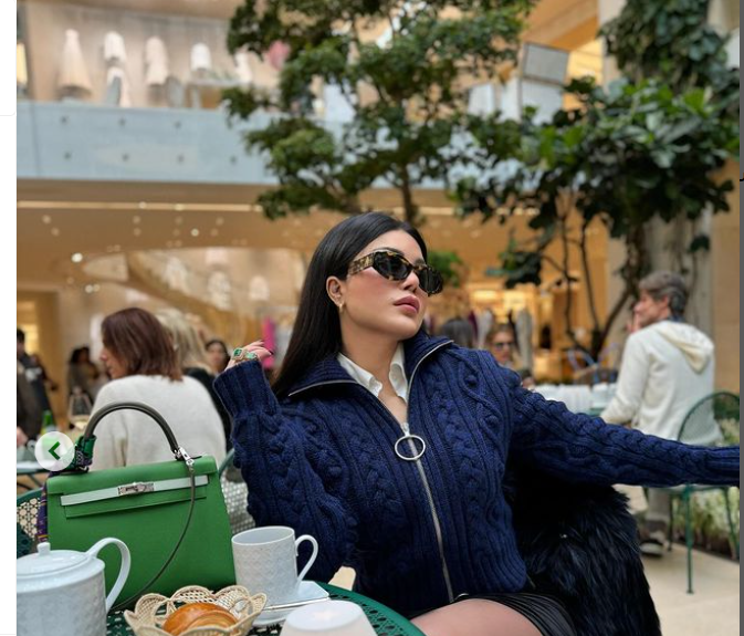شاركت هيفاء وهبي متابعيها على حسابها الرسمي على "إنستجرام" جلسة تصوير لها