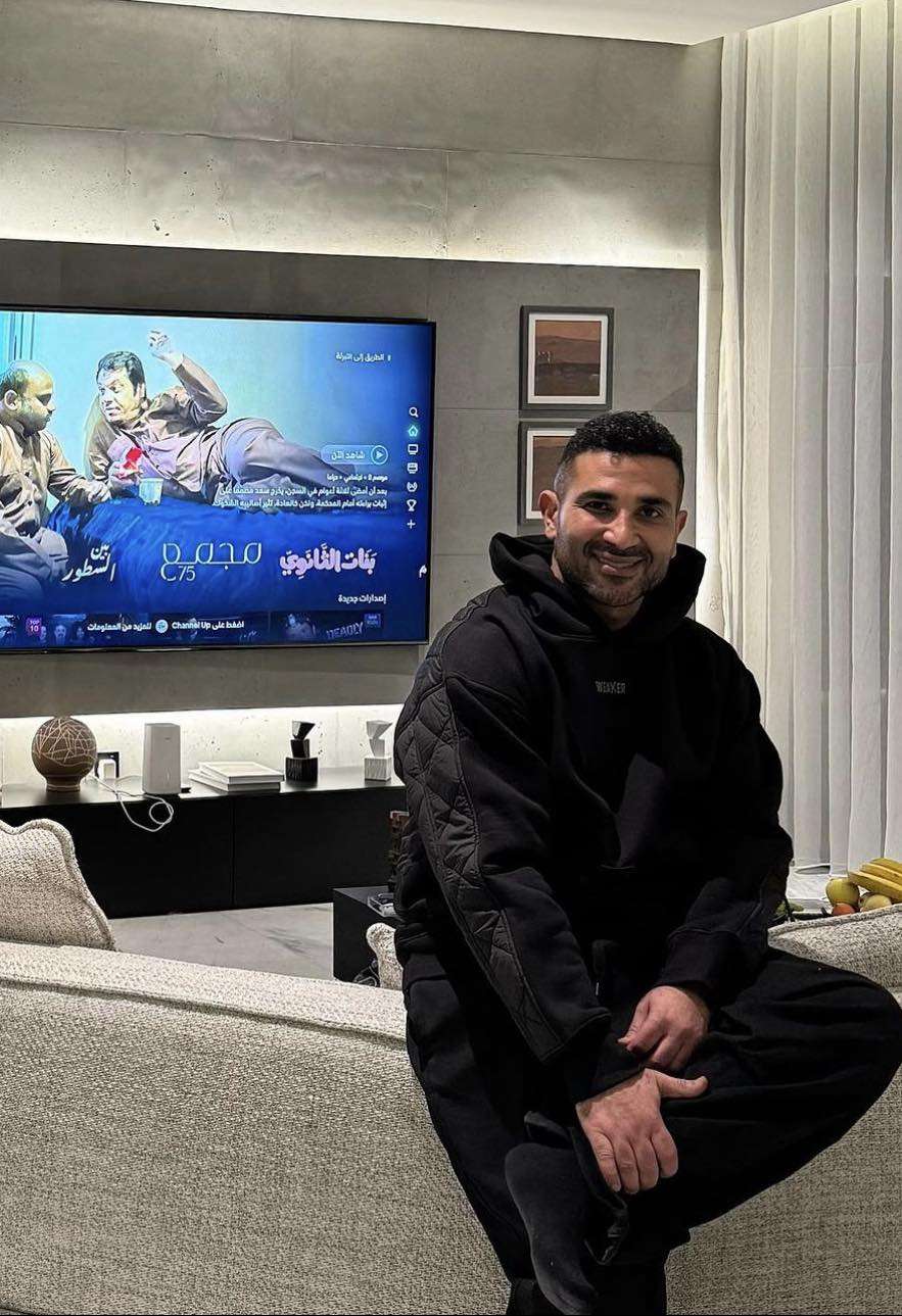 أحمد سعد في منزله الجديد بالرياض