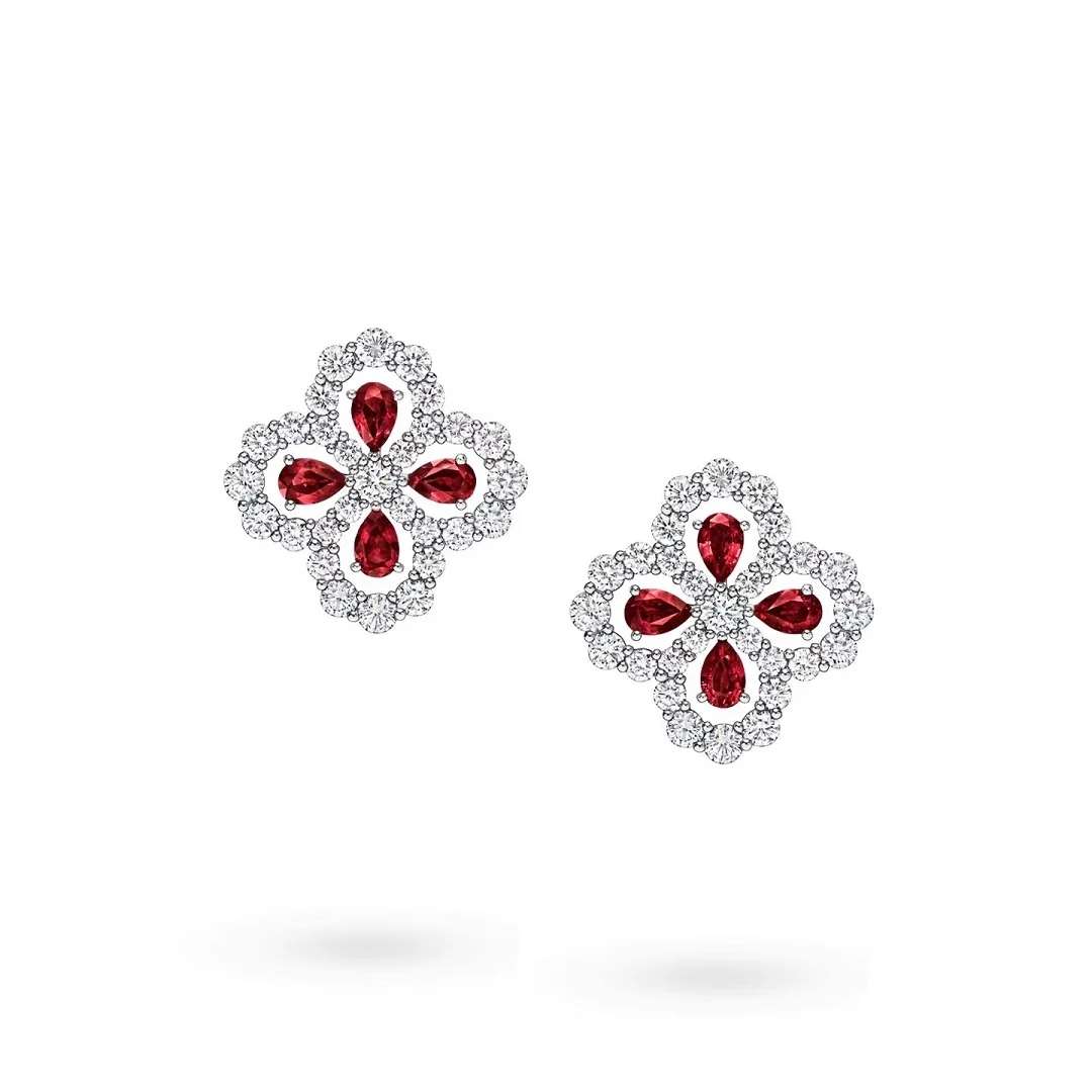 أقراط Diamond Loop Full Motif من «Harry Winston»