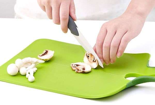 ألواح التقطيع البلاستيكية