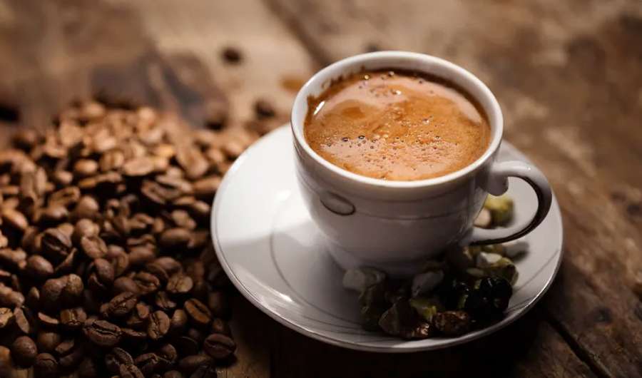القهوة تمنع انتكاس سرطان الأمعاء