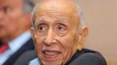 محمد عبد الجواد شيخ الصحفيين المصريين والعرب