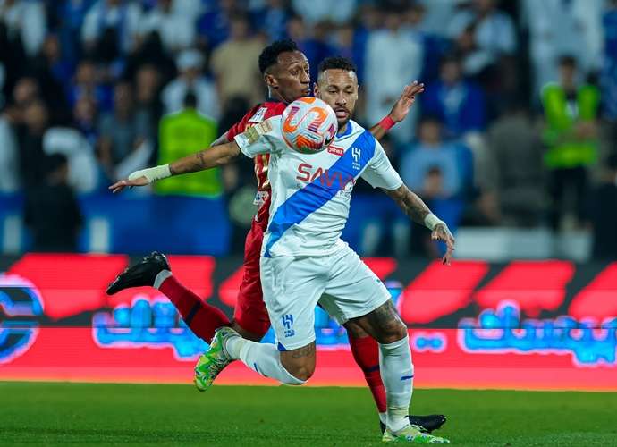 الهلال ضد ضمك