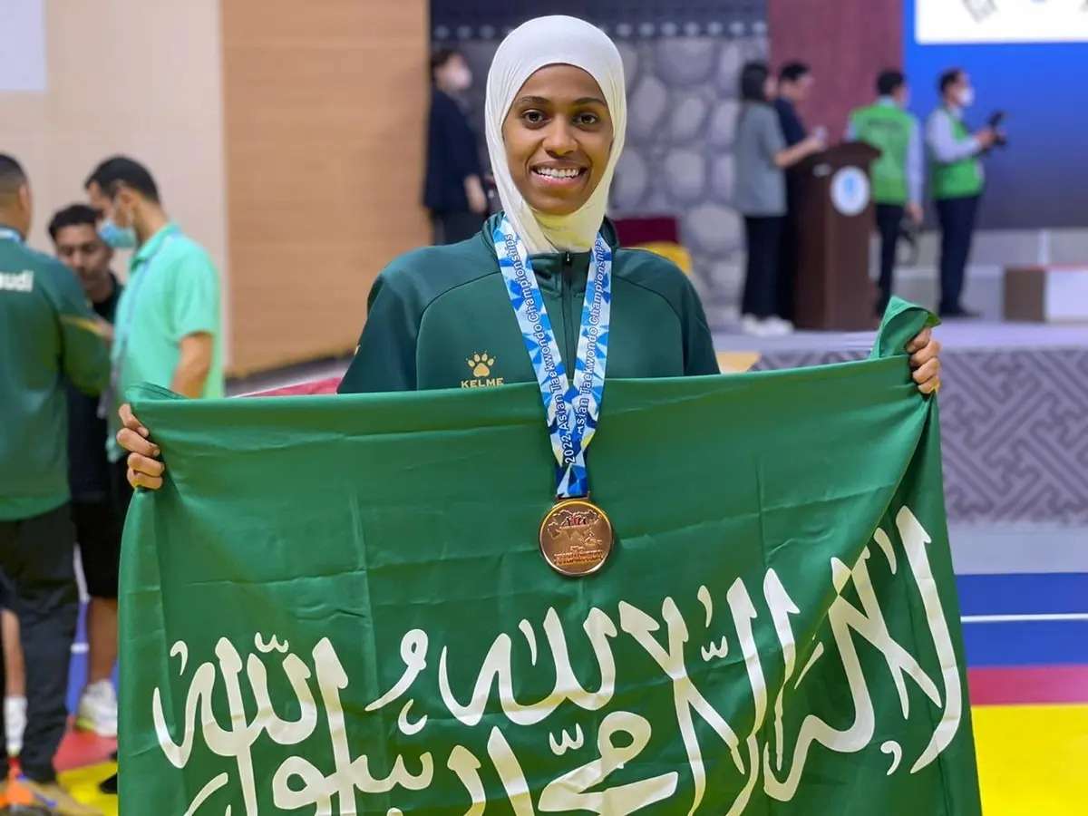 لاعبة التايكوندو السعودية دينا أبو طالب