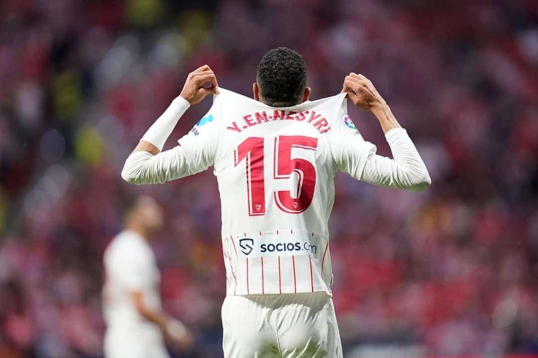 يوسف النصيري لاعب إشبيلية الإسباني