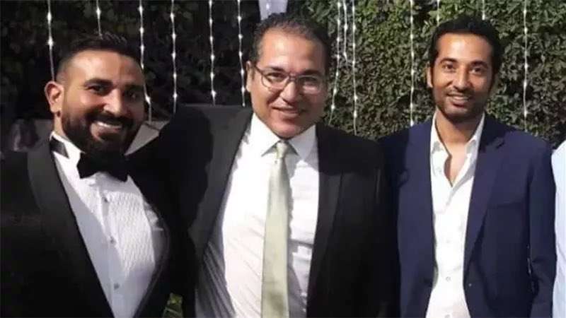 احمد سعد يسخر من اخوه العالم سامح سعد