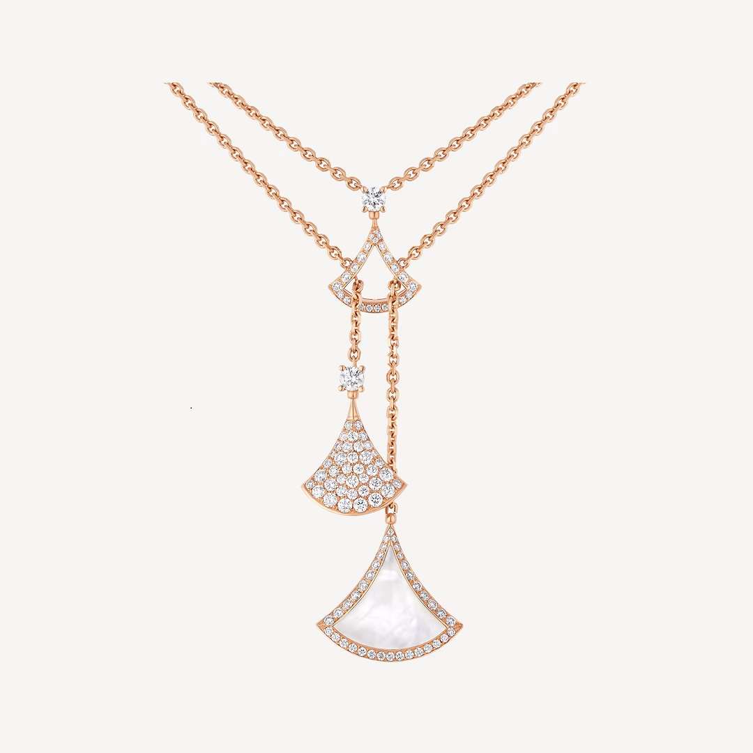 قلادة Diva's Dream من «Bvlgari»
