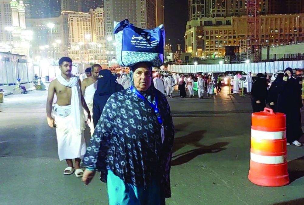 قدرة المصريات على حمل الأغراض