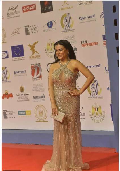 إطلالات النجمات بمهرجان أسوان الدولي للمرأة