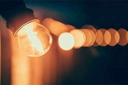 إنفوجراف| 5 معلومات عن الضوء تزامنا مع الاحتفال باليوم العالمي له