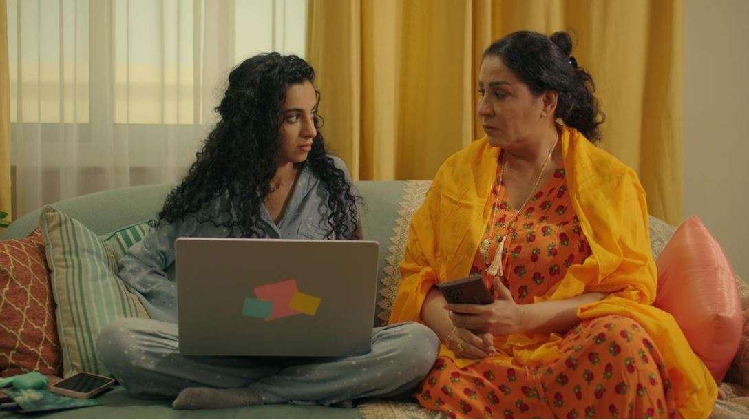 الممثلة الإماراتية ميرا المدفع
