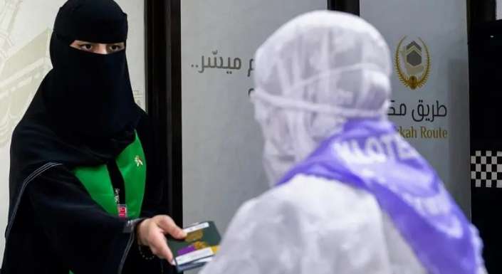 جنود سيدات في "طريق مكة".. تمثل الوطن في السعودية بإخلاص وتميز