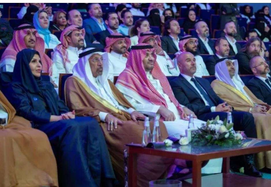 إطلاق أول برنامج للطلاب والطالبات بمجال الألعاب الإلكترونية بمقر أكاديمية "طويق" في الرياض