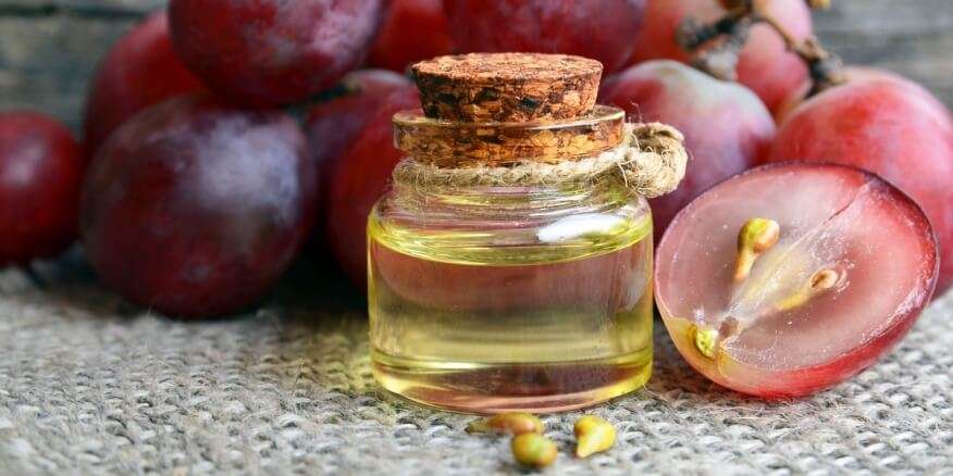 زيت بذور العنب.. فوائد واستخدامات