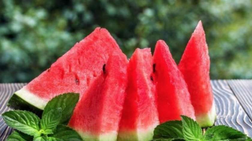 أفكار إبداعية للاستفادة من البطيخة غير الصالحة للأكل