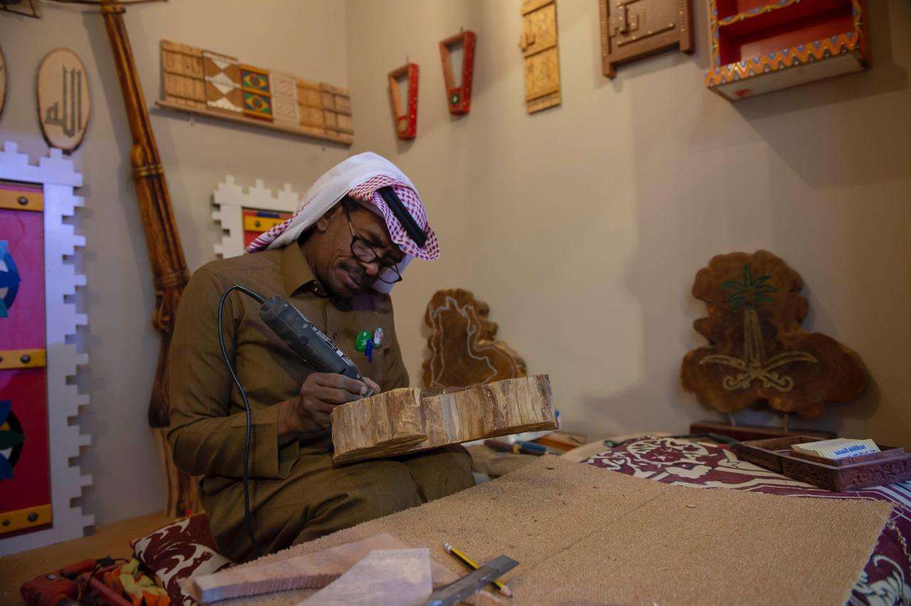 الحرف اليدوية بالمملكة
