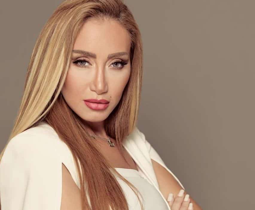 بعد مرضها.. ريهام سعيد تتقرب إلى الله