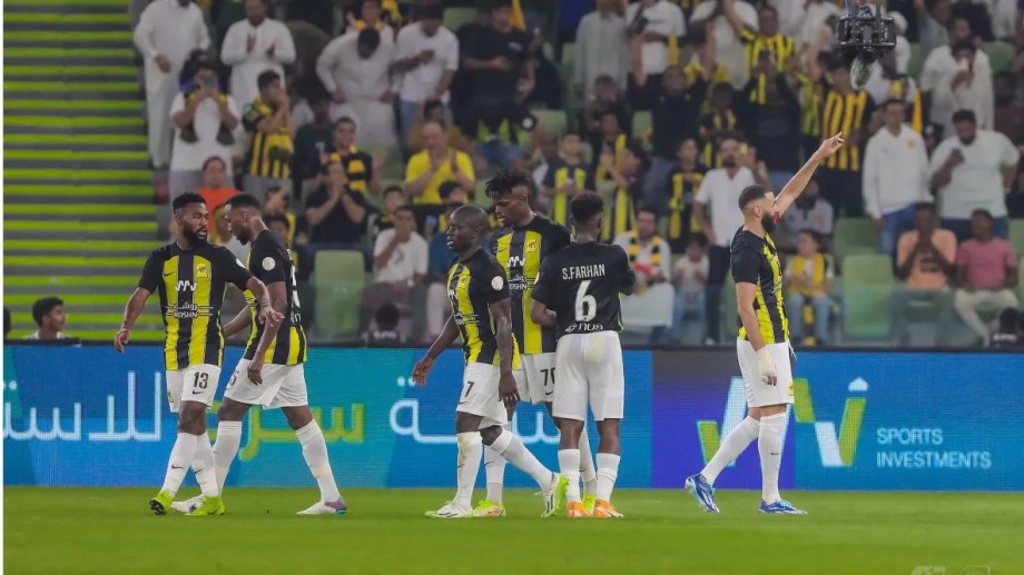 مارسيلو جالاردو يقترب من تدريب الاتحاد