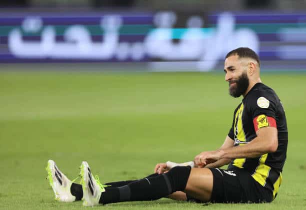 مدرب الاتحاد يثير قلق الجماهير عن إصابة كريم بنزيما
